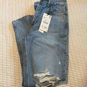 Zara Classic Mom Fit Light Blue Jeans
